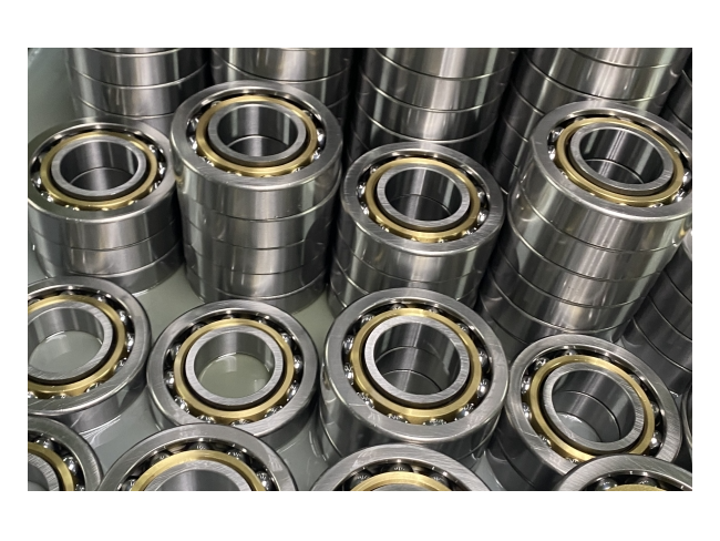 電機(jī)軸承使用密封的還是開(kāi)式的好？應(yīng)該怎么選擇？