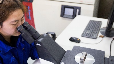 37年軸承老師傅談談：機器人關節軸承的應用！